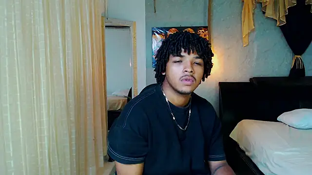 Snapshot of black_king_241 chatting on October 2025 03:01:02 AM black king 241 online show from October 2025 03:01:02 AM