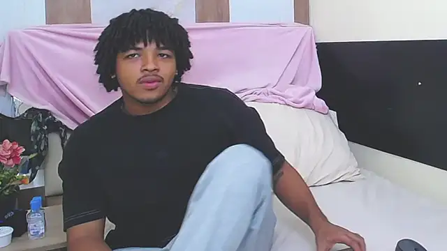 Snapshot of black_king_241 chatting on October 2025 04:44:02 AM black king 241 online show from October 2025 04:44:02 AM