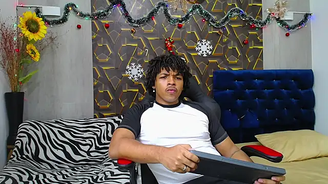 Snapshot of black_king_241 chatting on November 2025 03:06:01 AM black king 241 online show from November 2025 03:06:01 AM