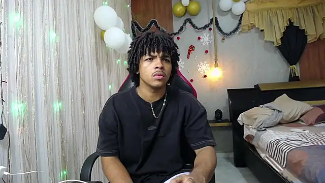 Snapshot of black_king_241 chatting on December 2025 04:40:02 AM black king 241 online show from December 2025 04:40:02 AM