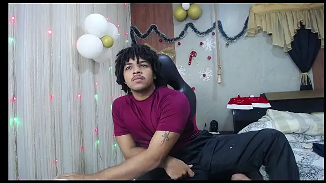 Snapshot of black_king_241 chatting on December 2025 03:35:02 AM black king 241 online show from December 2025 03:35:02 AM