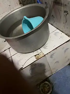 Snapshot of Hunkk28 chatting on March 2026 09:17:01 PM Hunkk28 online show from March 2026 09:17:01 PM