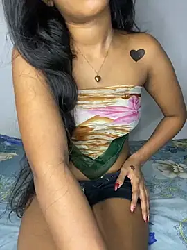 Snapshot of selena_mia chatting on March 2026 07:53:01 PM selena mia online show from March 2026 07:53:01 PM