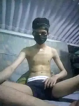 Snapshot of HannanKhan25 chatting on October 2025 07:43:01 PM HannanKhan25 online show from October 2025 07:43:01 PM