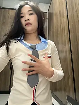 AiBanana online show from November 2025 04:20:01 PM