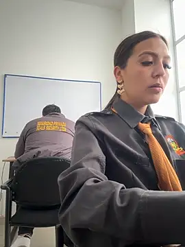 Snapshot of MELODY__06 chatting on November 2025 01:46:01 PM MELODY 06 online show from November 2025 01:46:01 PM