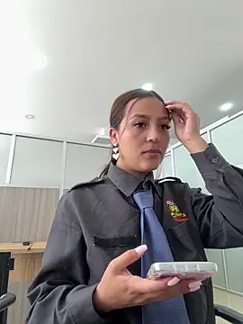 Snapshot of MELODY__06 chatting on November 2025 01:20:01 PM MELODY 06 online show from November 2025 01:20:01 PM