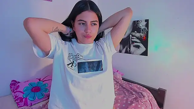 Snapshot of mialeia01 chatting on September 2025 06:07:01 PM mialeia01 online show from September 2025 06:07:01 PM