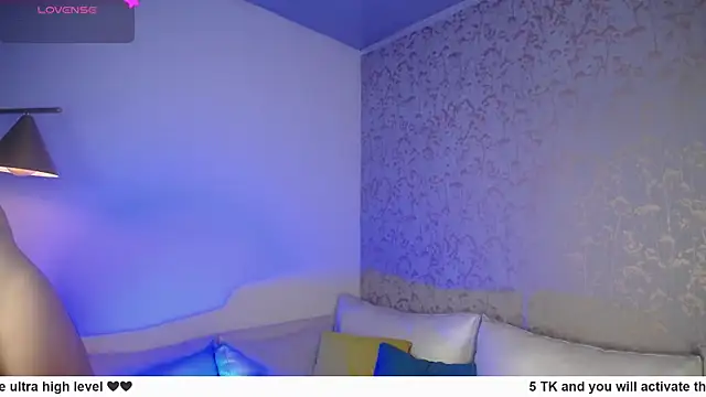 Snapshot of Robbin_Blaze chatting on September 2025 08:34:02 PM Robbin Blaze online show from September 2025 08:34:02 PM