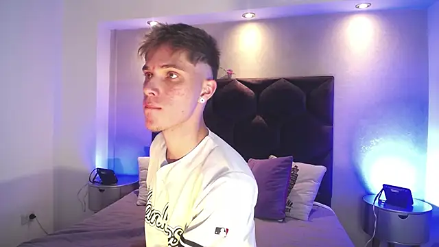 Robbin Blaze online show from January 2026 12:15:02 AM