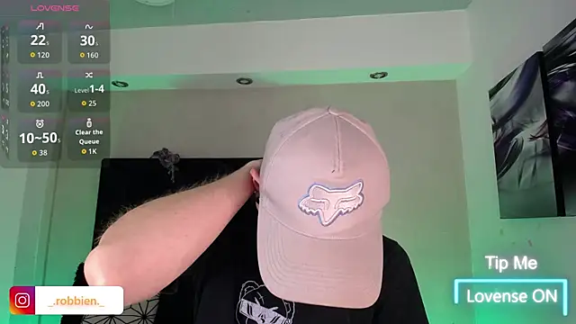 Robbin Blaze online show from April 2026 06:19:01 AM