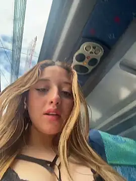 Baby  Otaku online show from February 2026 06:58:02 PM