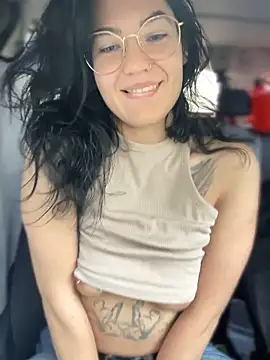 Snapshot of MeekyRich chatting on September 2025 02:47:02 AM MeekyRich online show from September 2025 02:47:02 AM