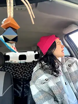 MeekyRich online show from April 2026 03:45:01 AM