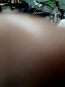 Snapshot of Tattyrob87 chatting on March 2025 05:21:02 AM Tattyrob87 online show from March 2025 05:21:02 AM