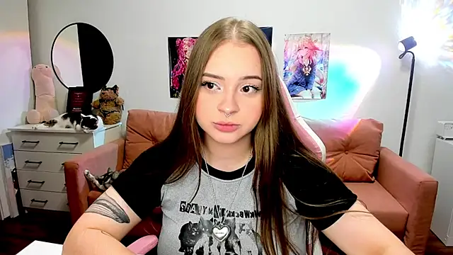 Snapshot of mistress_lain chatting on September 2025 06:56:02 PM mistress lain online show from September 2025 06:56:02 PM