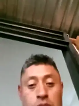 luuiss12 online show from November 2025 07:08:02 PM