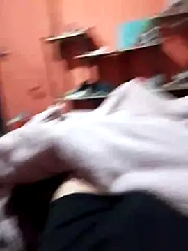 Snapshot of luuiss12 chatting on March 2026 08:07:01 AM luuiss12 online show from March 2026 08:07:01 AM