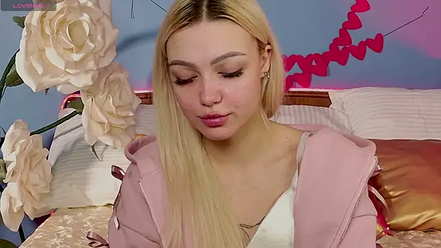 Snapshot of LinaLirian chatting on March 2026 09:23:01 AM LinaLirian online show from March 2026 09:23:01 AM