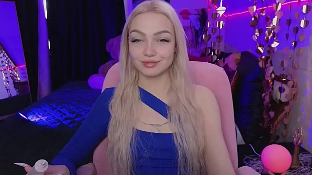 Snapshot of LinaLirian chatting on March 2026 08:08:02 AM LinaLirian online show from March 2026 08:08:02 AM