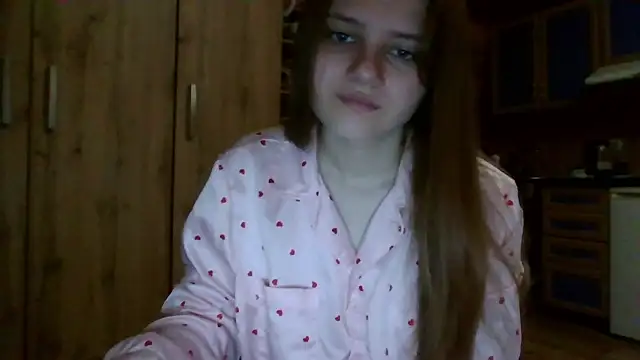 Snapshot of Little_shygirl chatting on November 2025 03:08:02 AM Little shygirl online show from November 2025 03:08:02 AM