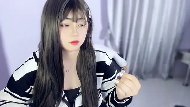 yuki3366 online show from October 2025 02:57:02 PM