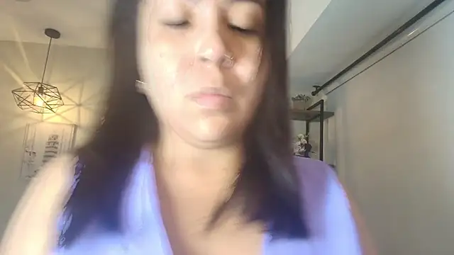 Snapshot of _Victoria_Collins chatting on May 2026 11:07:02 AM Victoria Collins online show from May 2026 11:07:02 AM