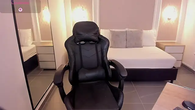 Snapshot of malu_03x chatting on October 2025 03:08:01 AM malu 03x online show from October 2025 03:08:01 AM