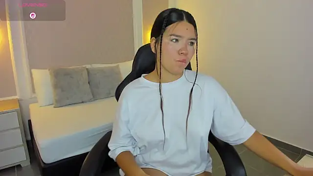 Snapshot of malu_03x chatting on November 2025 12:16:01 PM malu 03x online show from November 2025 12:16:01 PM