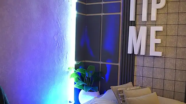 Snapshot of Susan_wall chatting on October 2025 12:58:01 PM Susan wall online show from October 2025 12:58:01 PM