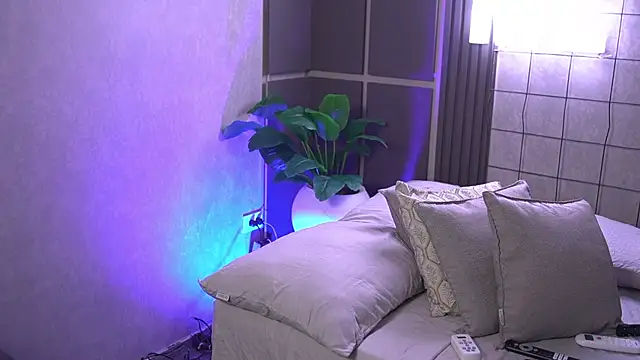 Snapshot of Susan_wall chatting on October 2025 12:41:02 PM Susan wall online show from October 2025 12:41:02 PM