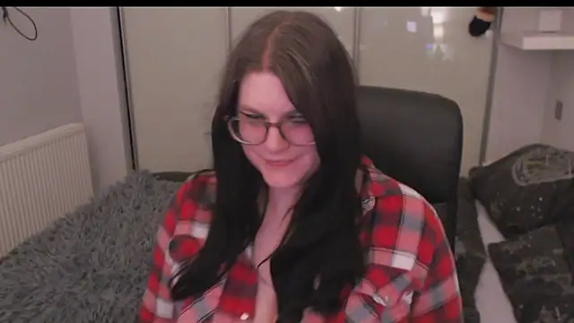 GothSuccubusBabe online show from February 2026 08:38:01 PM