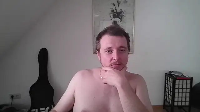 Snapshot of muchrain chatting on March 2025 01:30:01 PM muchrain online show from March 2025 01:30:01 PM