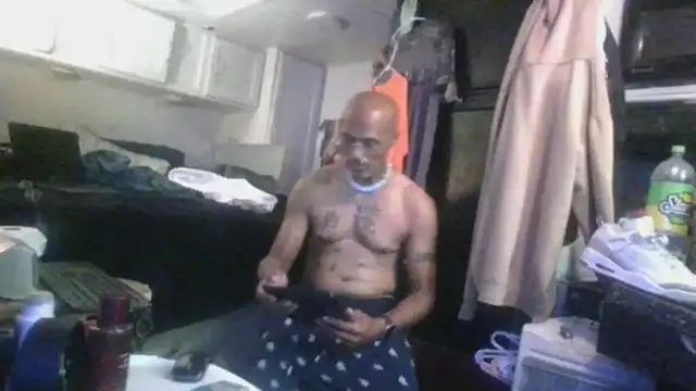 Snapshot of badboy2u2025 chatting on November 2025 05:57:02 AM badboy2u2025 online show from November 2025 05:57:02 AM