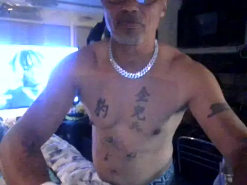 badboy2u2025 online show from April 2026 11:40:02 PM