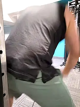 CloudyMuscleBeefy online show from September 2025 01:06:02 AM