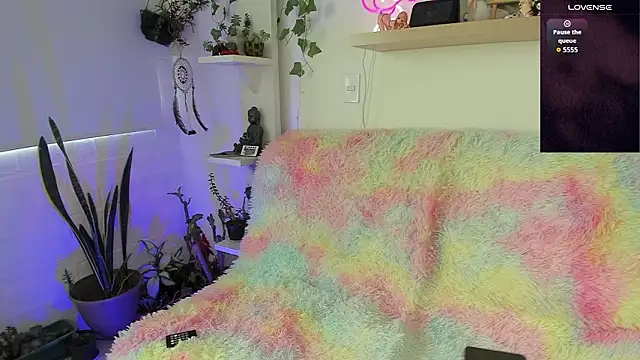 Snapshot of sarahminage_ chatting on February 2026 06:03:01 PM sarahminage online show from February 2026 06:03:01 PM