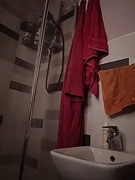 Snapshot of h4cMorganaEvelynn chatting on November 2025 10:03:02 PM h4cMorganaEvelynn online show from November 2025 10:03:02 PM