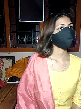 Isha Sax online show from October 2025 05:21:01 PM