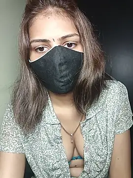 Isha Sax online show from November 2025 07:35:02 AM