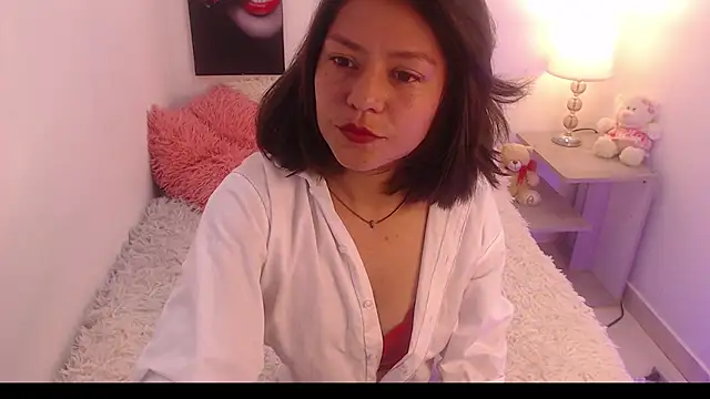 Snapshot of renataj chatting on October 2025 01:40:02 PM renataj online show from October 2025 01:40:02 PM