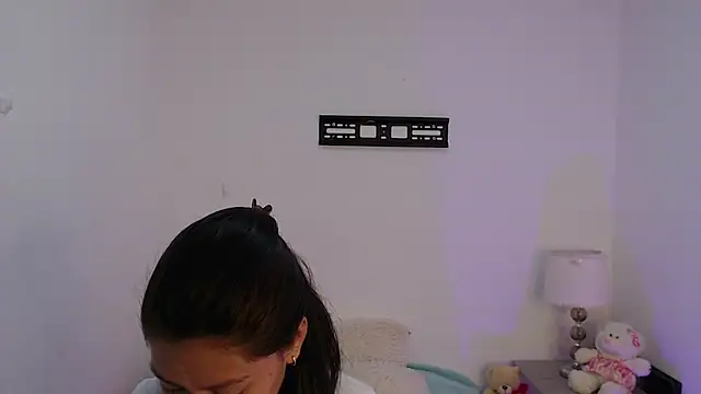 Snapshot of renataj chatting on November 2025 07:02:02 PM renataj online show from November 2025 07:02:02 PM