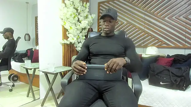 MarcusBlack  online show from October 2025 11:57:02 AM