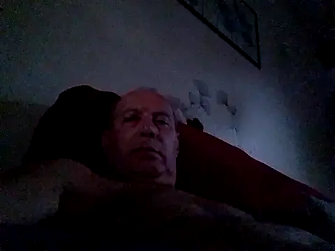 Vince072 online show from July 2026 04:10:01 AM