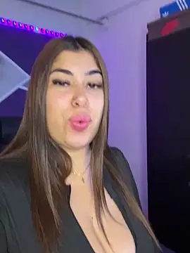 jazminslut online show from May 2026 02:42:02 AM