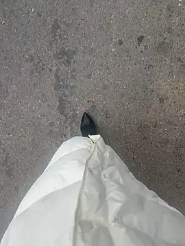 Snapshot of xiaoyuan01 chatting on December 2025 01:26:02 AM xiaoyuan01 online show from December 2025 01:26:02 AM