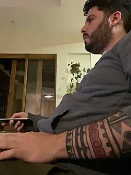 Snapshot of uto857 chatting on November 2025 12:31:02 AM uto857 online show from November 2025 12:31:02 AM