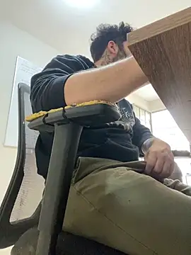 Snapshot of uto857 chatting on November 2025 03:57:02 PM uto857 online show from November 2025 03:57:02 PM