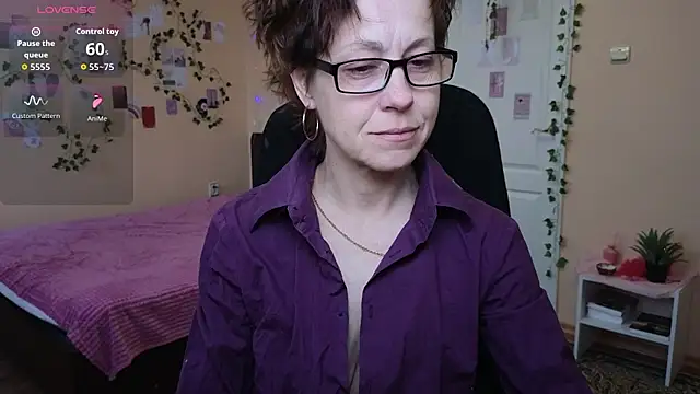 Snapshot of Ronda_Roni chatting on February 2026 12:20:02 PM Ronda Roni online show from February 2026 12:20:02 PM