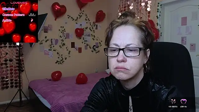 Snapshot of Ronda_Roni chatting on February 2026 05:36:02 AM Ronda Roni online show from February 2026 05:36:02 AM